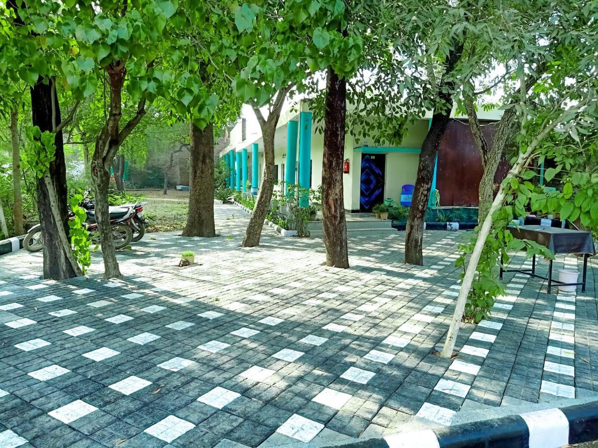 Hotel Green Park Jabalpur Ngoại thất bức ảnh